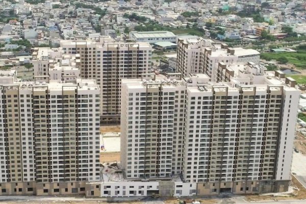 ban-nha-hoang-cau-view-ho-1-nha-ra-mat-pho-2-thoang-chi-8-2-ty-1